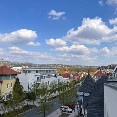 Central Heviz Apartment *